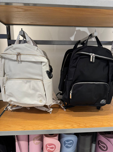 澳洲Lululemon Everywhere双肩背包防水登山健身日常 11.5L/22L