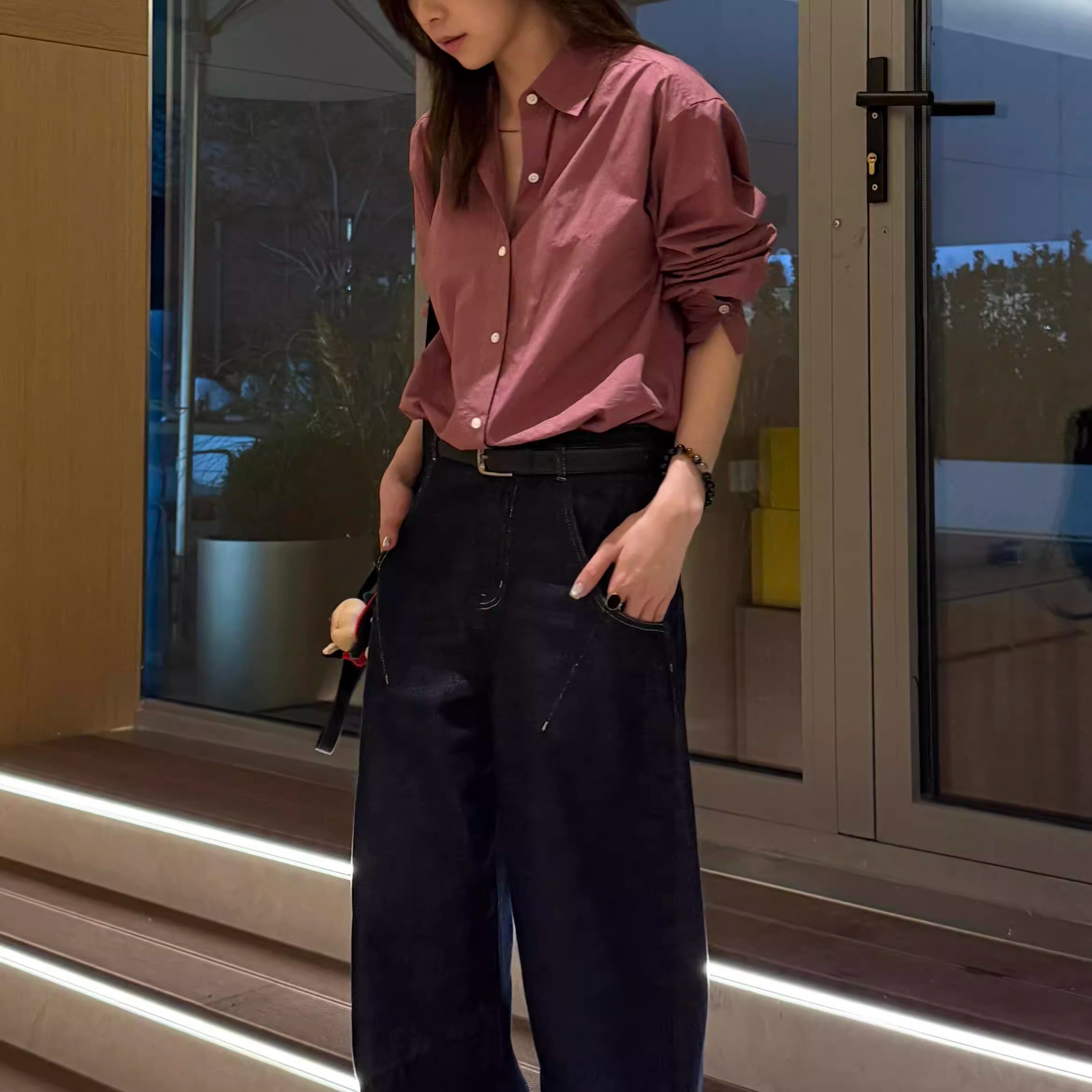 法式简约氛围感穿搭显白红色衬衫女秋季新款宽松气质打底长袖衬衣