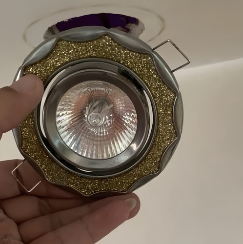 MR16灯杯12V35w卤素灯泡220v插脚灯泡插口mr11射灯220v灯珠节能灯