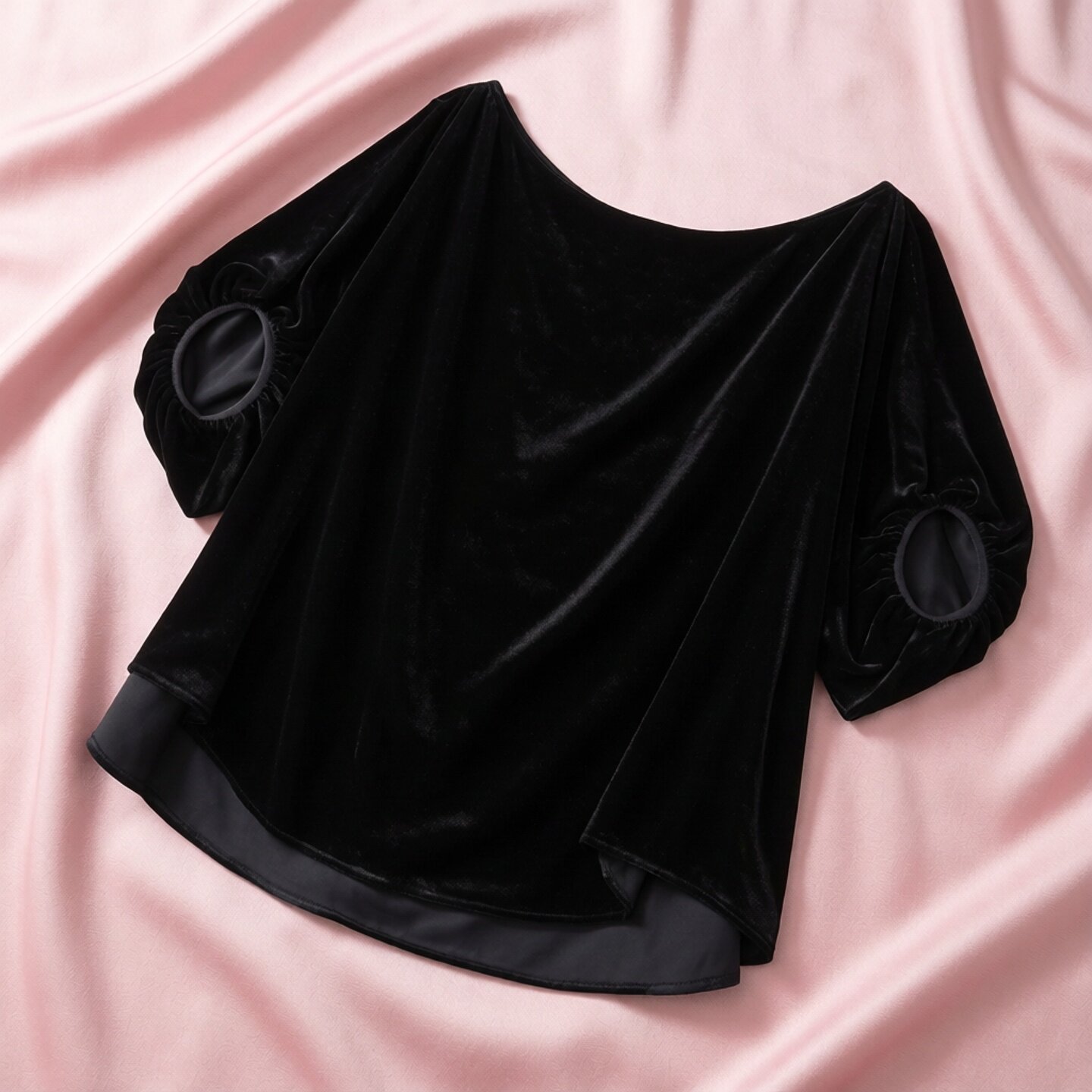 轻奢高级感盐系轻熟设计感罩衫春夏斗篷真丝丝绒一字领短袖夏上衣