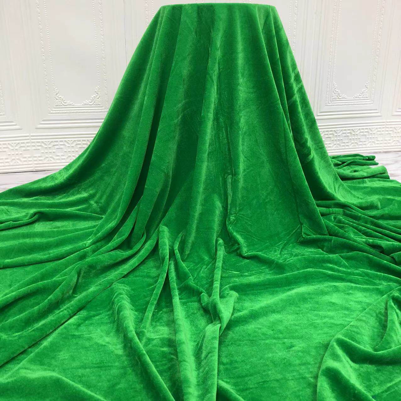 圣诞节果绿色金丝绒布料幕布会议桌布窗帘地摊摄影绿色环保装饰布