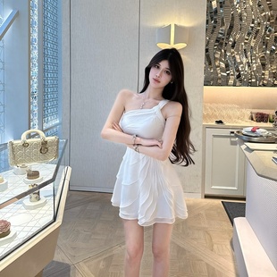 M900白色连衣裙女2025新款 裙子夏荷叶边小个子气质度假风辣妹显瘦