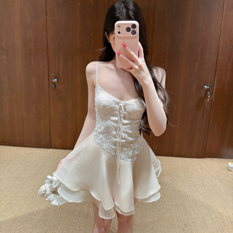 M900蕾丝绑带吊带连衣裙女夏季收腰高腰显瘦短款蓬蓬裙 A 字裙