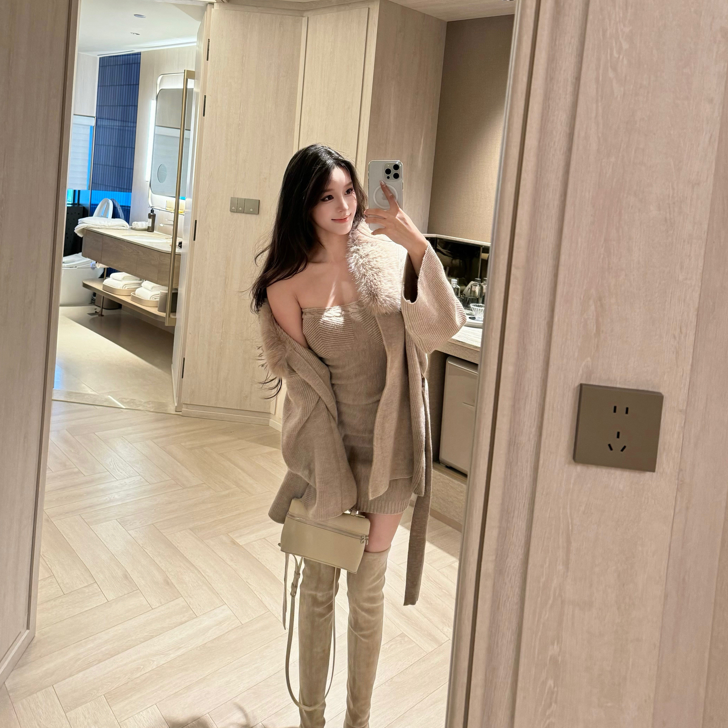 M900套装女2025新款针织毛领外套连衣裙秋冬小个子气质两件套