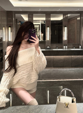 M900毛衣女2026新款冬季穿搭白色慵懒高级感针织一字肩宽松小个子