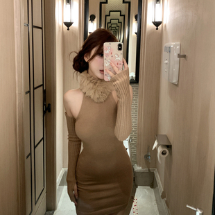 M900秋冬纯欲风毛绒领露肩针织裙修身 包臀连衣裙辣妹内搭打底裙