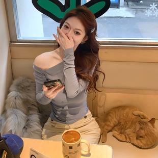 上衣t恤小个子洋气减龄短款 内搭长袖 女秋冬2025年新款 M900打底衫