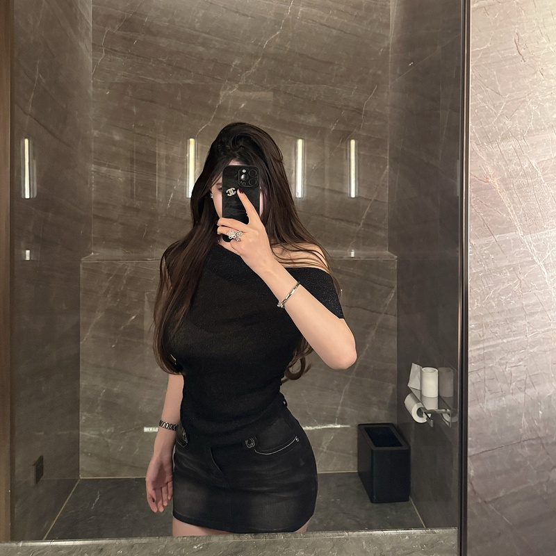 M900一字肩上衣t恤女短袖露肩