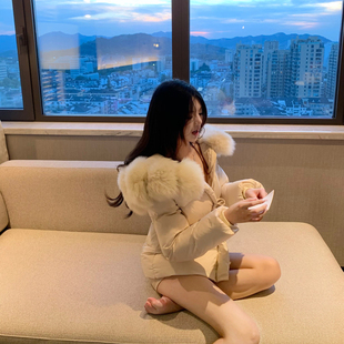 收腰大毛领超好看时尚 短款 面包服 小个子2025新款 M900羽绒服女冬季