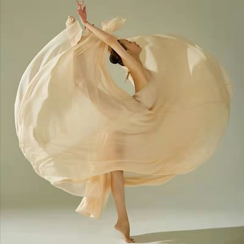 儿童720度大摆裙古典舞蹈服女童飘逸半身长款新疆现代舞练功纱裙