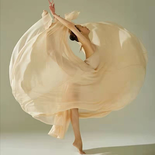 儿童720度大摆裙古典舞蹈服女童飘逸半身长款新疆现代舞练功纱裙