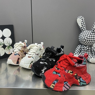 新年红色2026春季新款女鞋厚底包底皮蓬运动鞋轻便舒适水钻老爹鞋