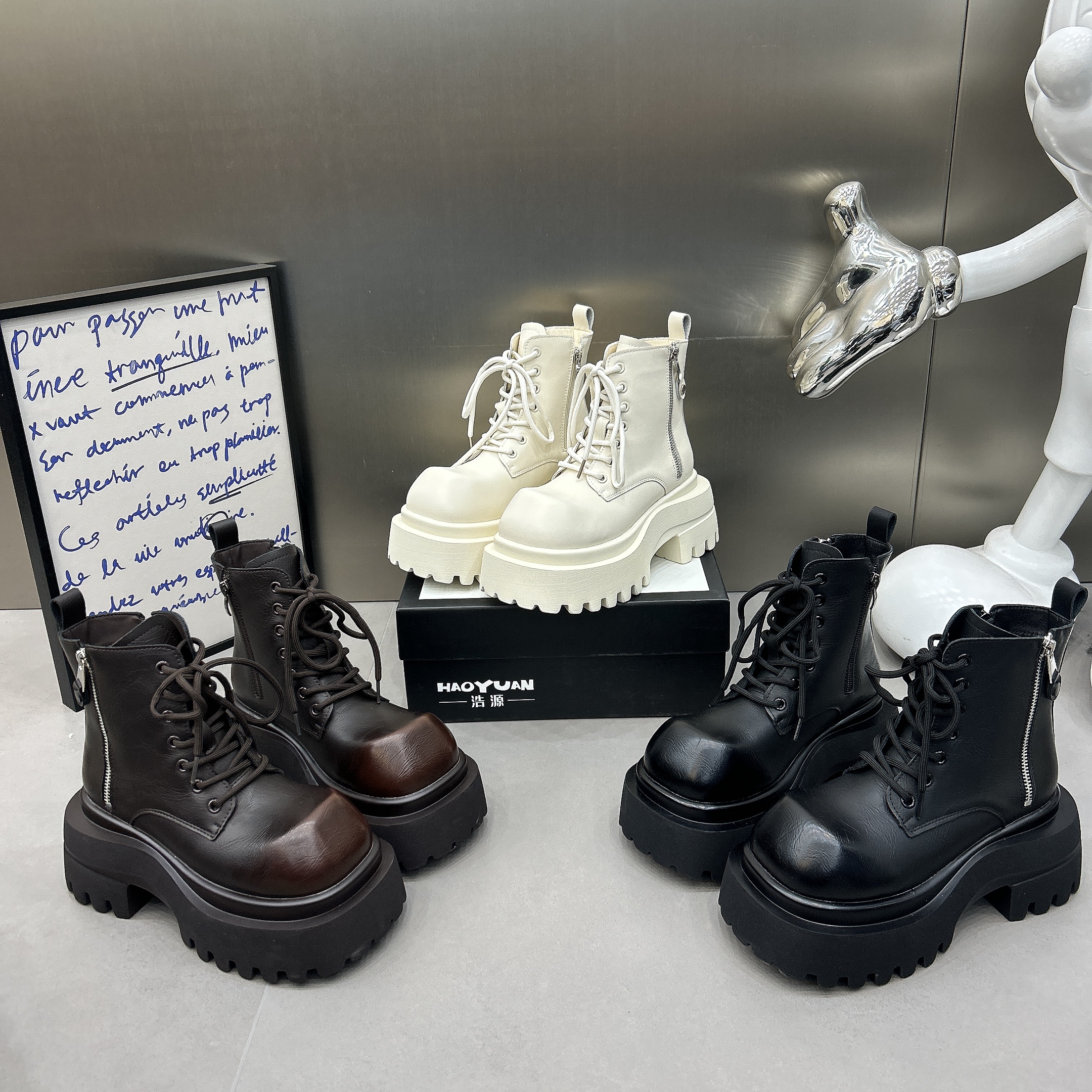 方头额头真皮厚底增高马丁靴女2025秋冬新款复古系显瘦百搭短靴潮