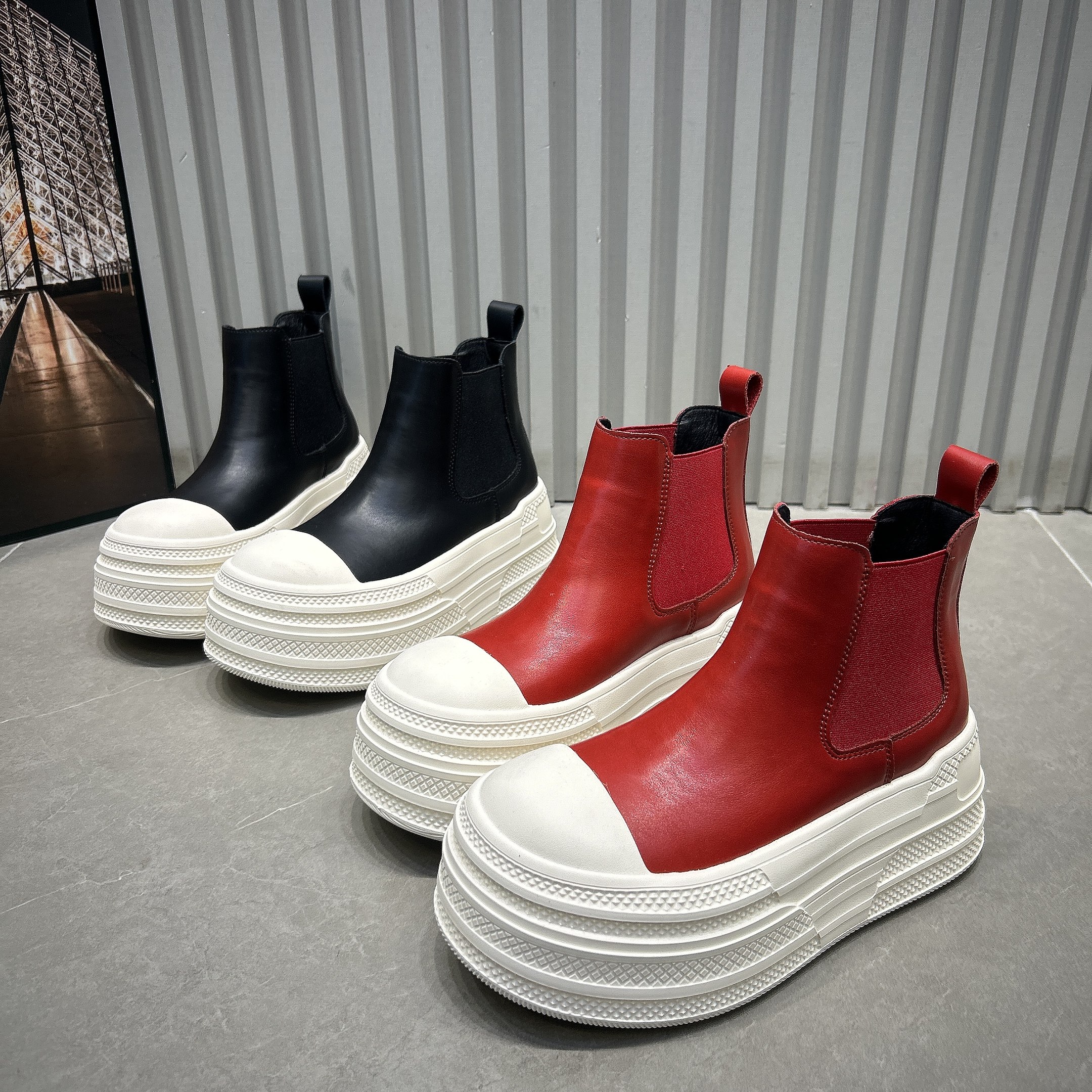 2026红色新款百搭厚底增高马丁靴平底贝壳头切尔西靴短靴女踝靴子