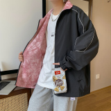 黑色