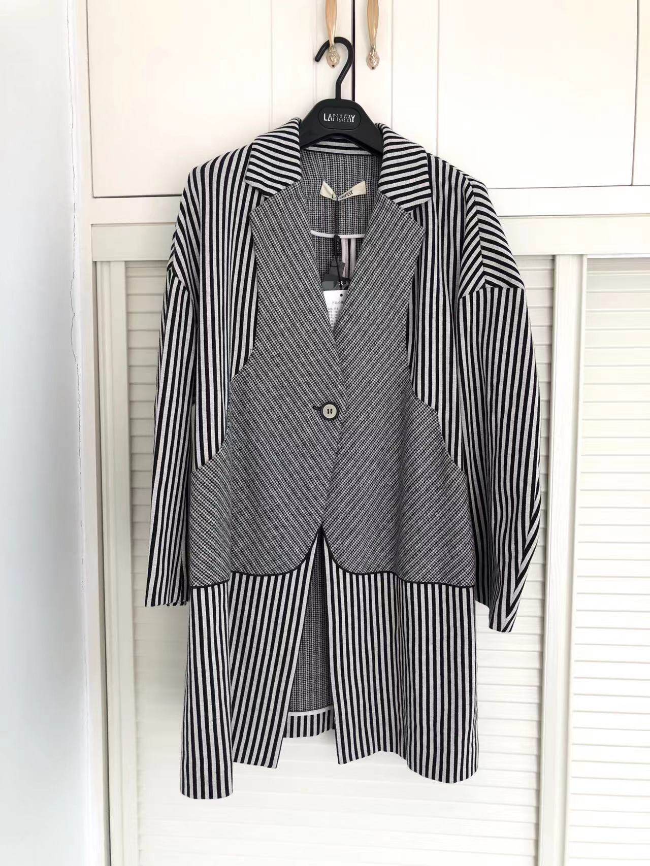 菲姿啦娜菲高端轻奢品牌专柜正品高端面料羊毛女士针织外套风衣