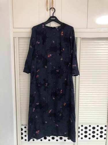 菲姿啦娜菲高端轻奢品牌专柜正品高端面料桑蚕丝女士连衣裙