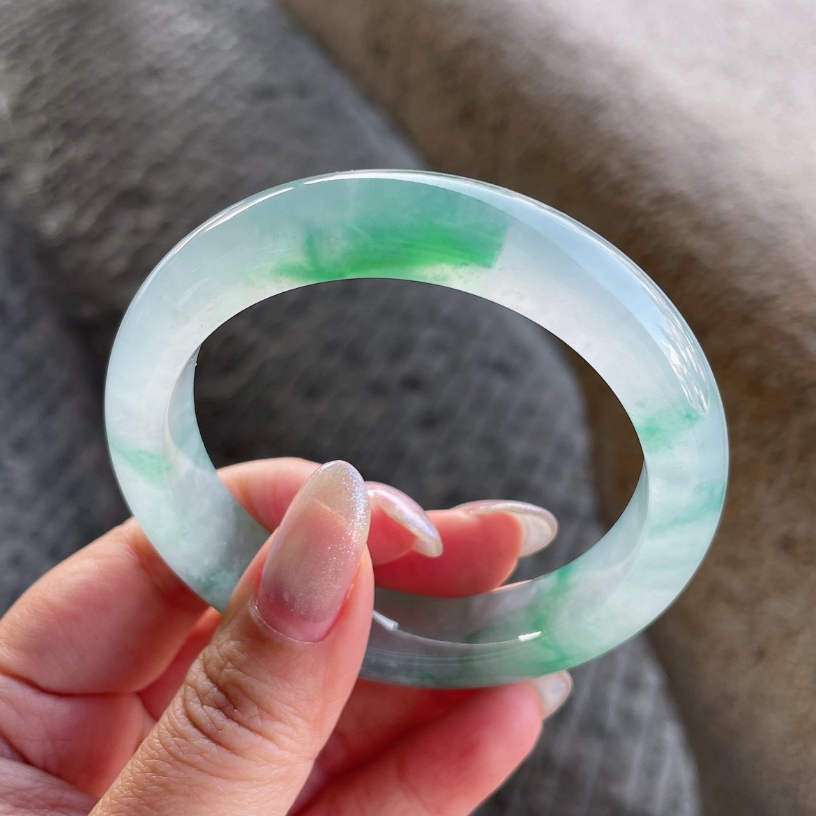 2025天然缅甸翡翠A货冰种飘绿花正圈手镯55圈口1209G10