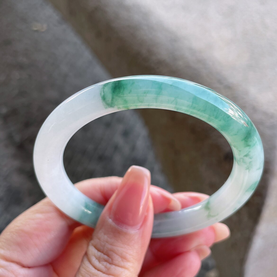 2026天然缅甸翡翠A货冰种飘花牛奶白圆条手镯53圈口1228G7