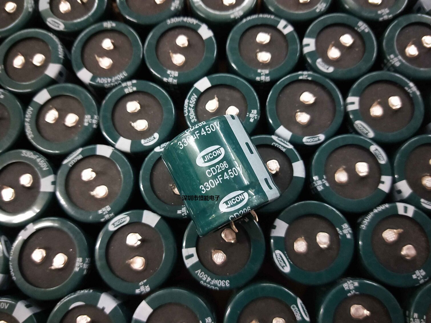 逆变器电焊机常用电解电容 450V330UF 35X35 全新原装 铝电解电容|msdalam kategori Peralatan Audio-visual, aksesori audio dan video elektronik, aksesori audio hifi, kemuatan - dari Buy2taobao.com untuk memberikan perkhidmatan ejen Taobao profesional membeli