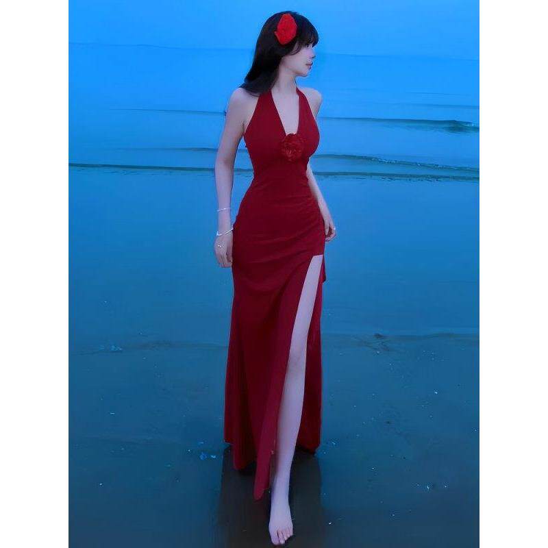 连衣裙女夏长裙设计感心机拍照巨好看度假海边网红露背性感长裙子