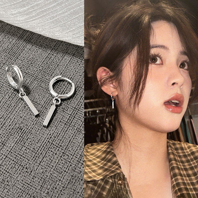 高级感银色耳环女冷淡风