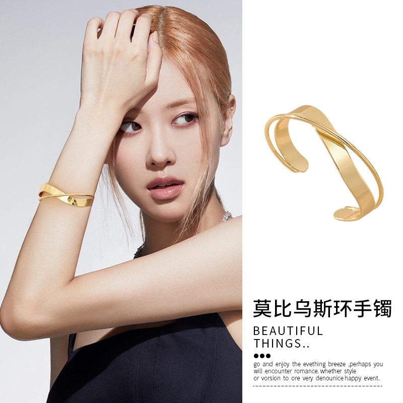金色莫比乌斯环手镯女百搭配饰图片