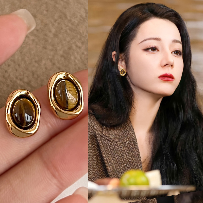 棕色复古美拉德耳钉女