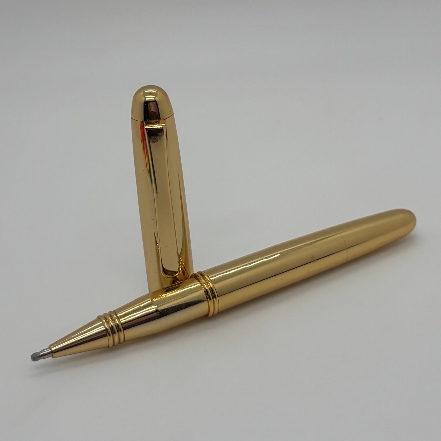 中古老款非全新80年代CAMEL粗杆金色拔帽式G2规格圆珠笔