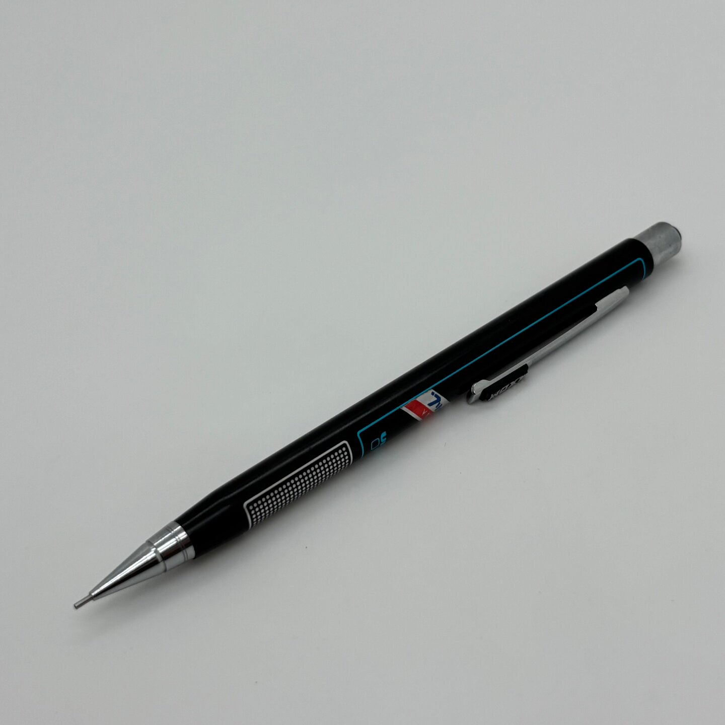 日本MITSUBIHI绝版BOXY系列FLICKER摇动出橡皮功能自动铅笔0.5mm