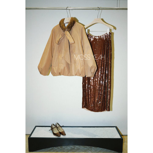 Moss烨〓设计师〓水貂毛领 A字灯笼袖领口系带鹅绒羽绒服