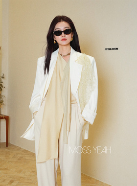 Moss烨 〓设计师〓珍珠网纱蝴蝶结装饰 白色翻袖阔版醋酸西装外套