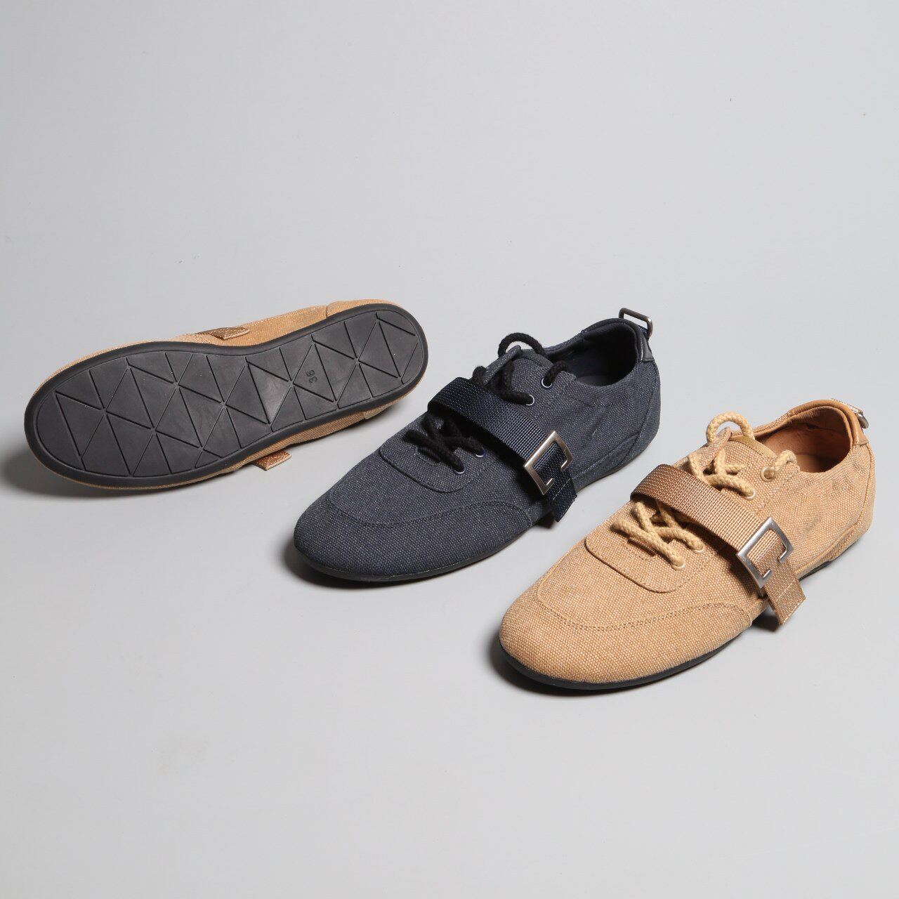 台版舒服后松紧软鞋底绸缎面内羊皮女运动鞋休闲鞋板鞋德训鞋