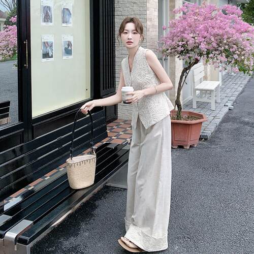 轻熟风高丝马甲阔腿裤两件套感女夏季蕾新款级老钱2b211-20风时尚