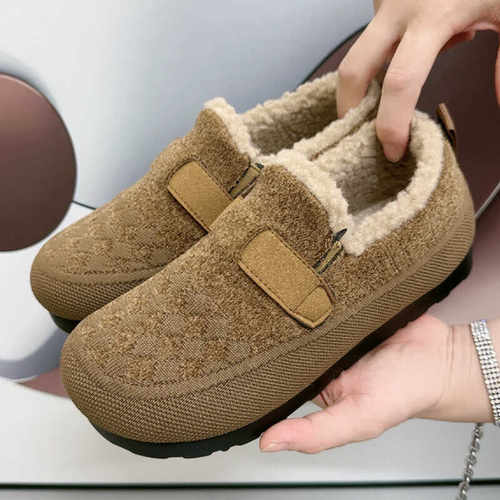 冬季老北京布鞋女加绒保暖妈妈鞋