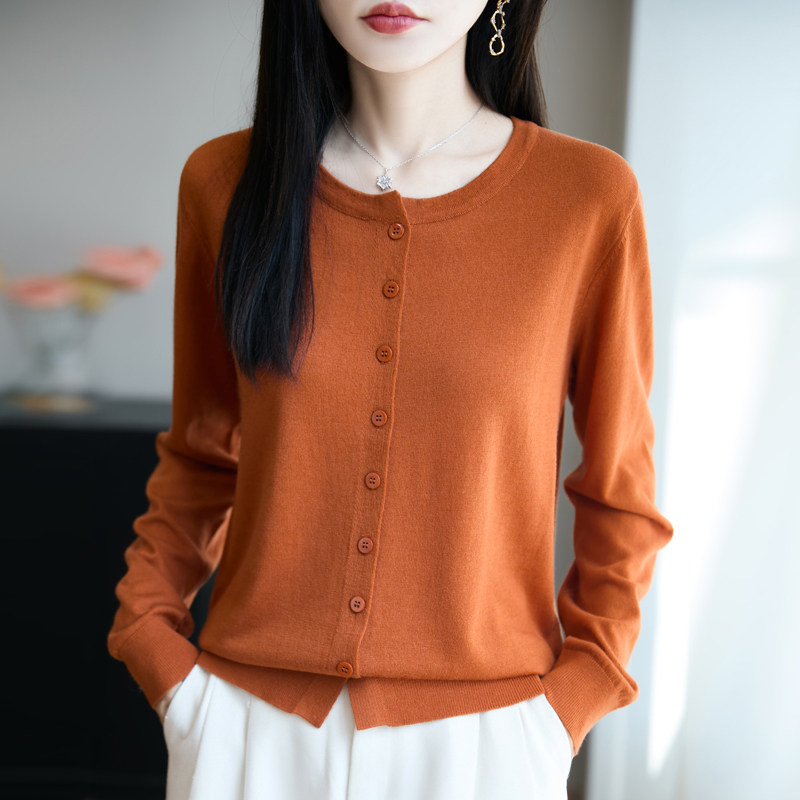 早秋女精纺羊毛开衫可机洗不缩水