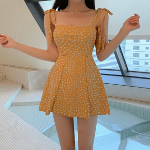 遮肚夏季 纯欲风保守钢托女款 女款 游泳装 韩版 2025新款 泳衣连体裙式