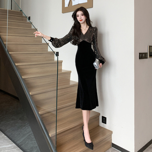 秋冬新款时尚V领长袖连衣裙亮片拼接丝绒修身包臀收腰鱼尾中长裙