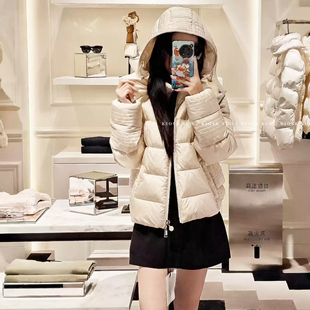 LOOK PACER 25FW奶油华格夫几何绗缝连帽轻薄羽绒服短款外套女