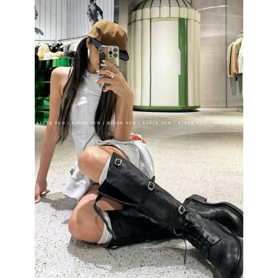 巨显腿长~复古做旧擦色皮带扣靴