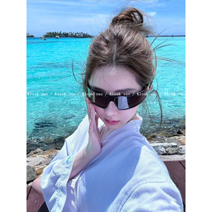 Kiosk suo 顶配版~未来科技感 25金属字母眼镜发箍墨镜二合一情侣