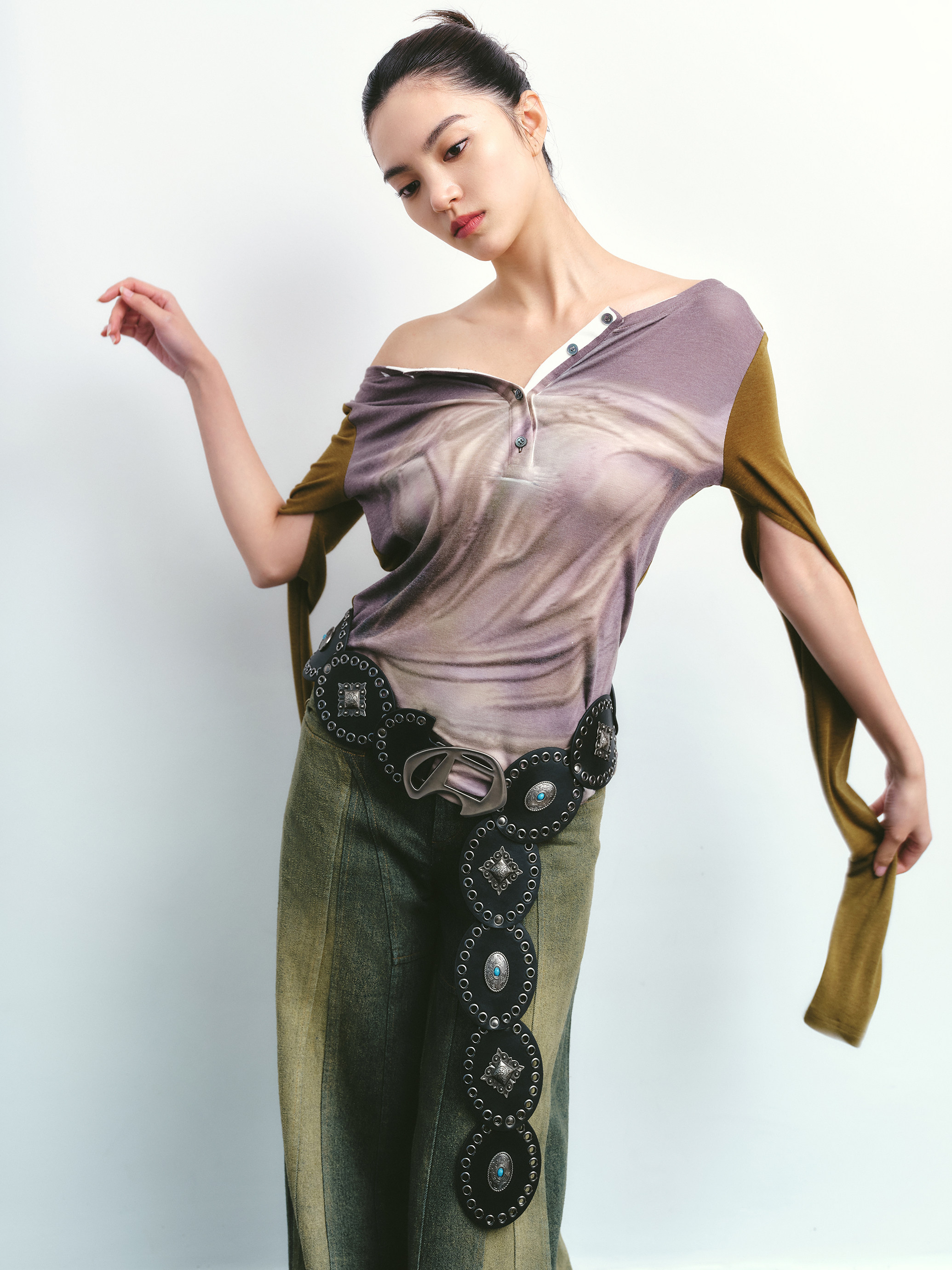 【年终清仓】三折 Boujee原创雕塑印花亨利打底两穿上衣长袖复古