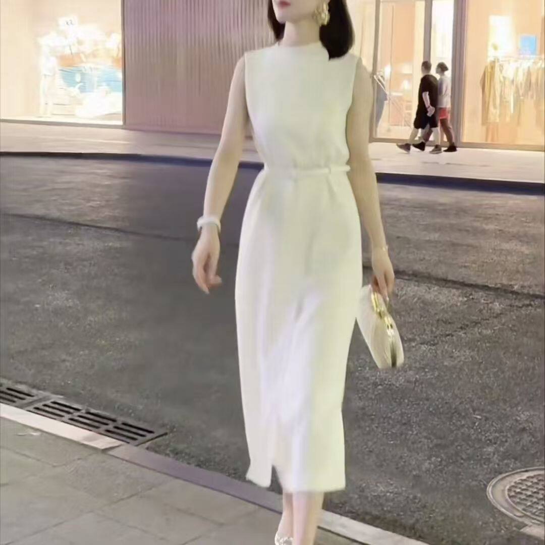 2026时尚御姐风无袖连衣裙女夏季收腰圆领气质女神范轻熟风连衣裙