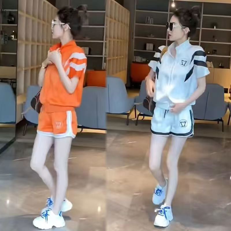 运动服套装2025夏季新款时尚宽松休闲洋气减龄年轻短裤短袖两件套