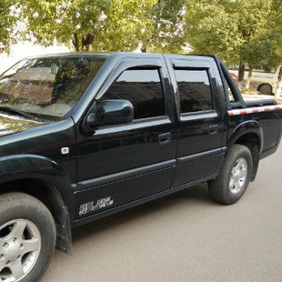 江铃宝典晴雨挡长城皮卡庆铃五十铃福田皮卡黄海大柴神雨档专用