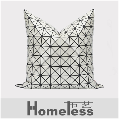 homeless样板房间客厅靠垫抱枕