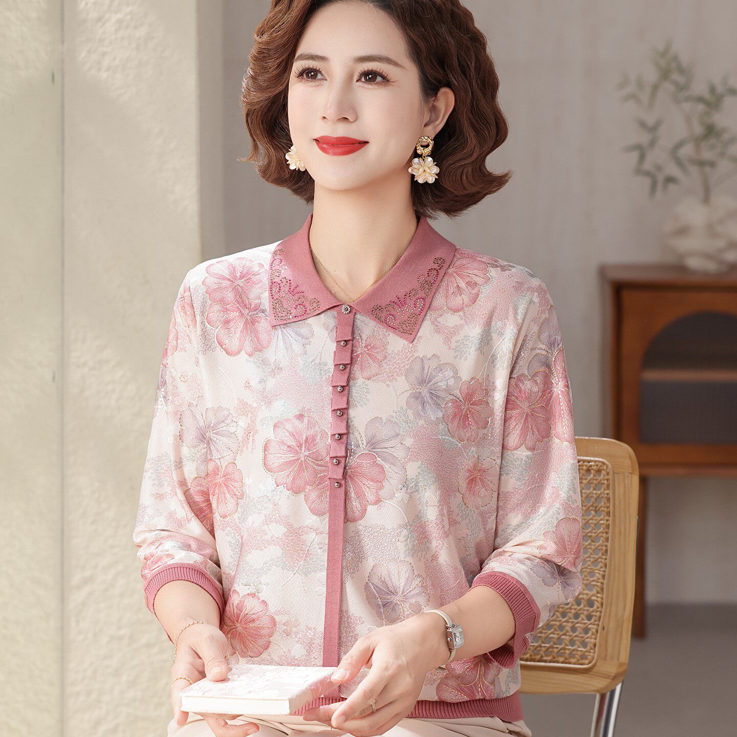 中老年女装妈妈夏装T恤小衫中年妇女夏季新款两件套阔太太上衣服