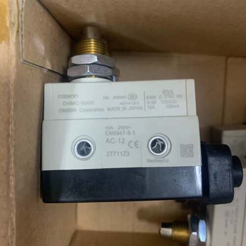 可维修欧姆龙行程开关D4MC-5000 单价25一个包邮议价