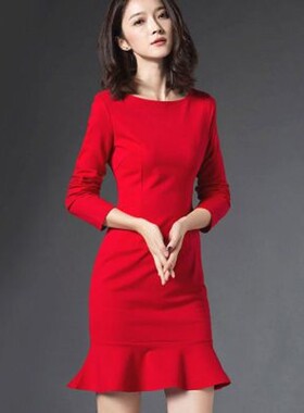 25春季连衣裙女长袖包臀鱼尾裙修身显瘦红色礼服小黑裙大码打底裙