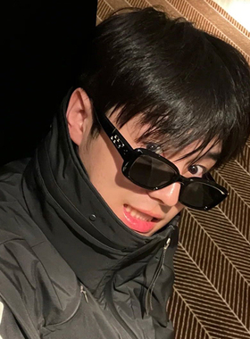 复古方形墨镜男士高级质感黑色百搭方圆脸显瘦网红防紫外线太阳镜